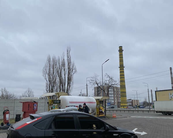 Черный Форд Фокус, объемом двигателя 2.5 л и пробегом 370 тыс. км за 4700 $, фото 1 на Automoto.ua