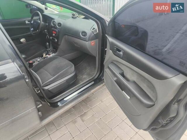 Черный Форд Фокус, объемом двигателя 2 л и пробегом 300 тыс. км за 4300 $, фото 5 на Automoto.ua