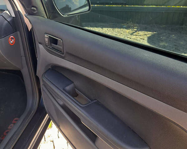 Чорний Форд Фокус, об'ємом двигуна 1.6 л та пробігом 228 тис. км за 4150 $, фото 16 на Automoto.ua