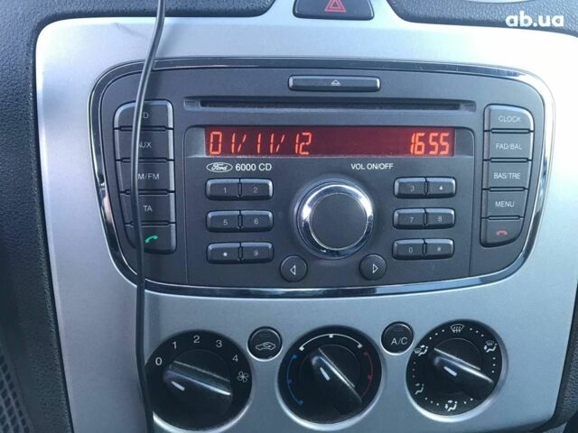 Черный Форд Фокус, объемом двигателя 1.6 л и пробегом 167 тыс. км за 5390 $, фото 12 на Automoto.ua