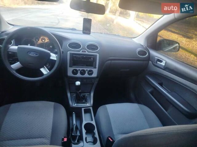Чорний Форд Фокус, об'ємом двигуна 1.8 л та пробігом 268 тис. км за 3900 $, фото 7 на Automoto.ua