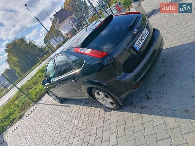 Форд Фокус 2007 у Житомирі на Automoto.ua Чорний Форд Фокус, об'ємом двигуна 1.6 л та пробігом 222 тис. км за 4200 $, фото 28 на Automoto.ua