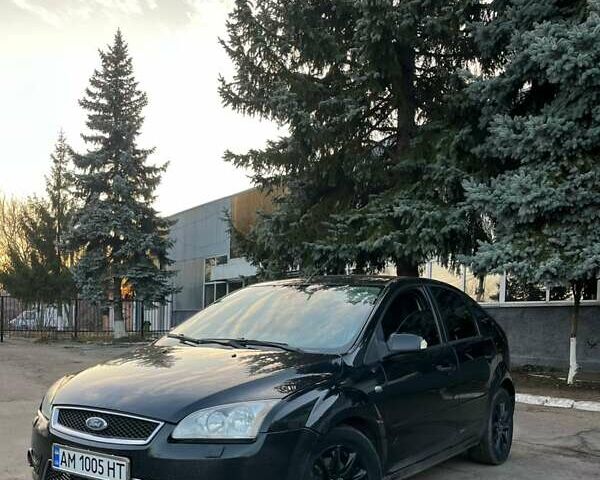Чорний Форд Фокус, об'ємом двигуна 2 л та пробігом 313 тис. км за 3250 $, фото 1 на Automoto.ua