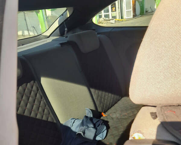 Чорний Форд Фокус, об'ємом двигуна 1.6 л та пробігом 228 тис. км за 4150 $, фото 12 на Automoto.ua