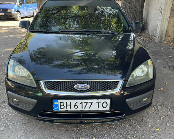 Черный Форд Фокус, объемом двигателя 1.75 л и пробегом 294 тыс. км за 5200 $, фото 9 на Automoto.ua