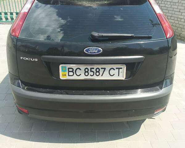 Черный Форд Фокус, объемом двигателя 1.6 л и пробегом 196 тыс. км за 4100 $, фото 4 на Automoto.ua