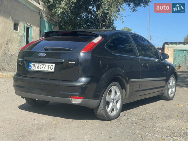 Черный Форд Фокус, объемом двигателя 1.75 л и пробегом 294 тыс. км за 5200 $, фото 14 на Automoto.ua