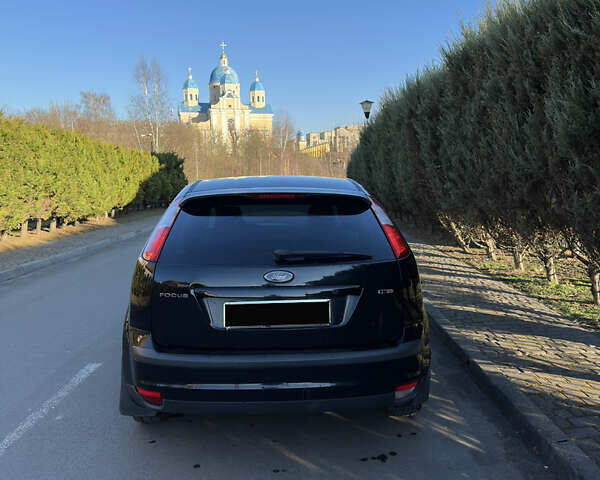 Черный Форд Фокус, объемом двигателя 1.6 л и пробегом 269 тыс. км за 5000 $, фото 3 на Automoto.ua
