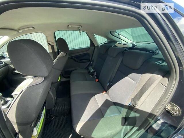 Чорний Форд Фокус, об'ємом двигуна 1.6 л та пробігом 319 тис. км за 4400 $, фото 25 на Automoto.ua