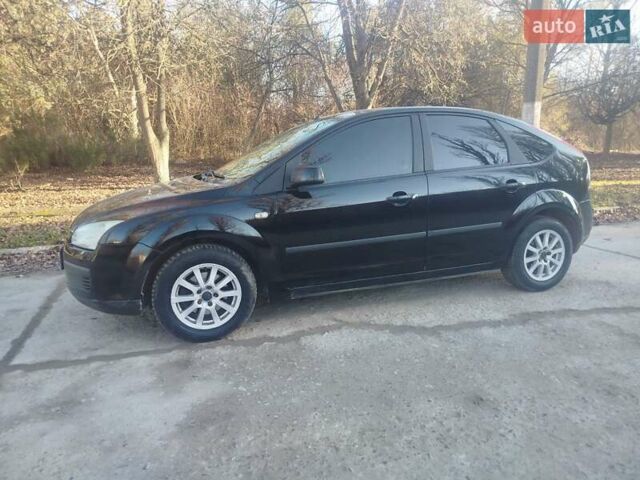 Чорний Форд Фокус, об'ємом двигуна 1.8 л та пробігом 268 тис. км за 3900 $, фото 1 на Automoto.ua