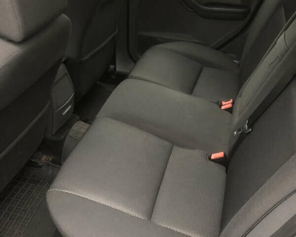 Черный Форд Фокус, объемом двигателя 1.6 л и пробегом 215 тыс. км за 4500 $, фото 7 на Automoto.ua