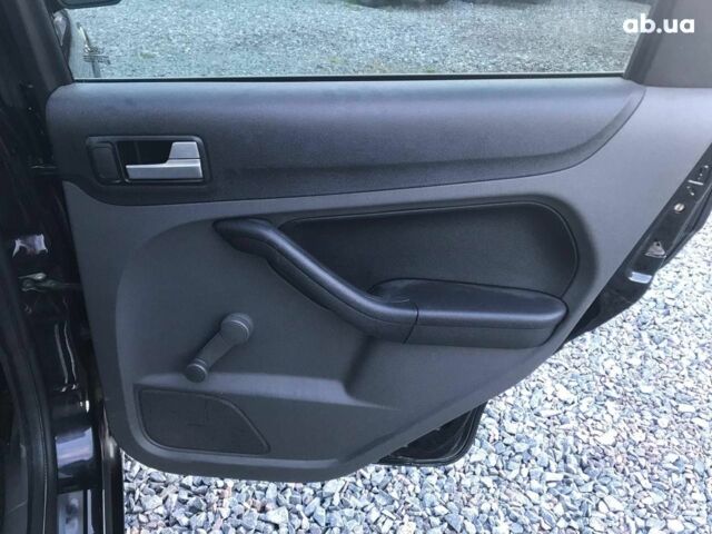 Черный Форд Фокус, объемом двигателя 1.6 л и пробегом 167 тыс. км за 5390 $, фото 16 на Automoto.ua