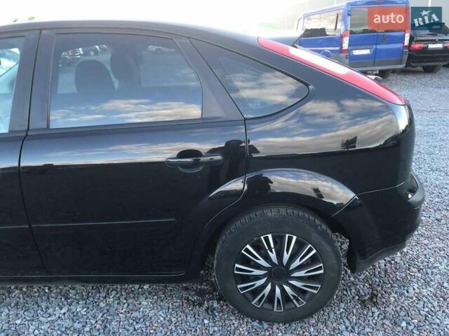 Чорний Форд Фокус, об'ємом двигуна 1.6 л та пробігом 167 тис. км за 5390 $, фото 10 на Automoto.ua