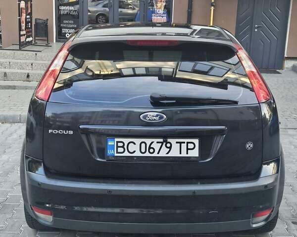 Черный Форд Фокус, объемом двигателя 1.6 л и пробегом 290 тыс. км за 5000 $, фото 2 на Automoto.ua