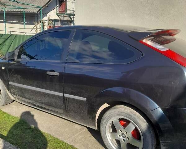 Чорний Форд Фокус, об'ємом двигуна 1.6 л та пробігом 228 тис. км за 4150 $, фото 5 на Automoto.ua