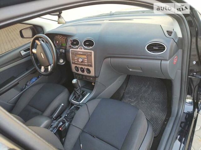 Черный Форд Фокус, объемом двигателя 1.6 л и пробегом 312 тыс. км за 5000 $, фото 15 на Automoto.ua