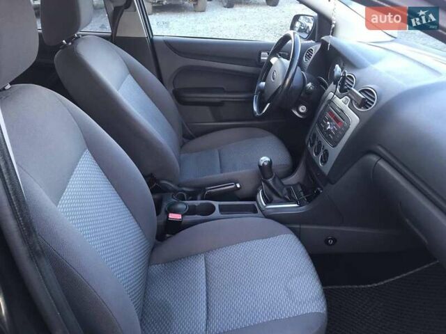 Чорний Форд Фокус, об'ємом двигуна 1.6 л та пробігом 167 тис. км за 5390 $, фото 18 на Automoto.ua