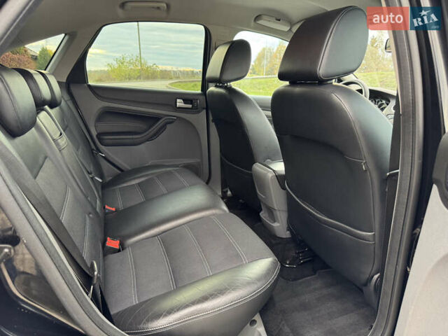 Черный Форд Фокус, объемом двигателя 1.8 л и пробегом 193 тыс. км за 5999 $, фото 76 на Automoto.ua