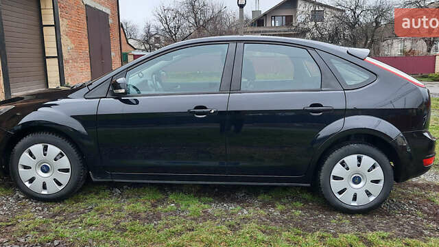 Черный Форд Фокус, объемом двигателя 1.8 л и пробегом 189 тыс. км за 5500 $, фото 17 на Automoto.ua