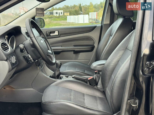 Черный Форд Фокус, объемом двигателя 1.8 л и пробегом 193 тыс. км за 5999 $, фото 43 на Automoto.ua