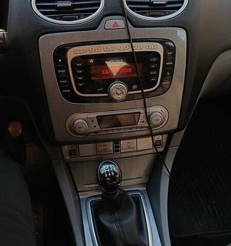 Черный Форд Фокус, объемом двигателя 1.8 л и пробегом 287 тыс. км за 6800 $, фото 36 на Automoto.ua