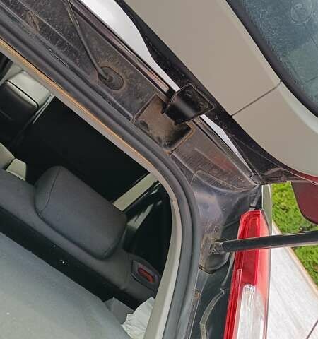 Черный Форд Фокус, объемом двигателя 1.8 л и пробегом 287 тыс. км за 6800 $, фото 12 на Automoto.ua