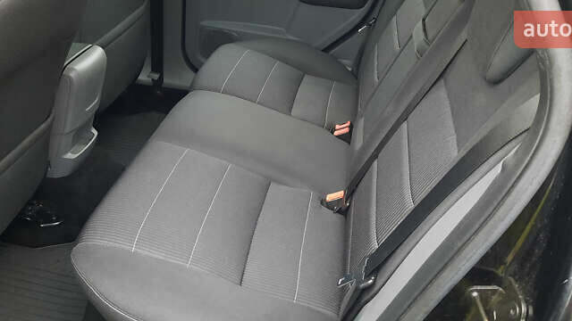 Черный Форд Фокус, объемом двигателя 1.8 л и пробегом 189 тыс. км за 5500 $, фото 33 на Automoto.ua