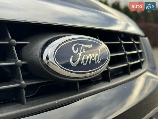 Черный Форд Фокус, объемом двигателя 1.8 л и пробегом 193 тыс. км за 5999 $, фото 6 на Automoto.ua