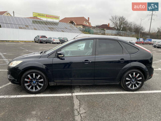 Черный Форд Фокус, объемом двигателя 1.6 л и пробегом 269 тыс. км за 5600 $, фото 2 на Automoto.ua