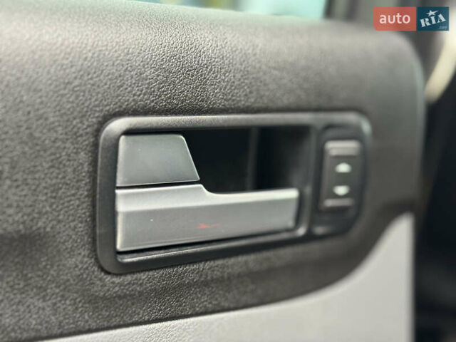 Черный Форд Фокус, объемом двигателя 1.8 л и пробегом 193 тыс. км за 5999 $, фото 68 на Automoto.ua