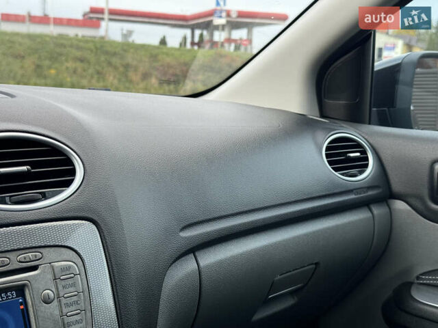 Черный Форд Фокус, объемом двигателя 1.8 л и пробегом 193 тыс. км за 5999 $, фото 62 на Automoto.ua