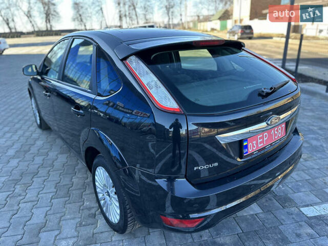 Чорний Форд Фокус, об'ємом двигуна 1.6 л та пробігом 244 тис. км за 5300 $, фото 4 на Automoto.ua