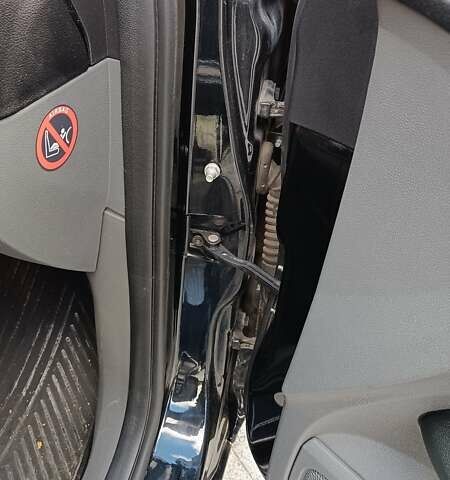 Черный Форд Фокус, объемом двигателя 1.8 л и пробегом 287 тыс. км за 6800 $, фото 22 на Automoto.ua