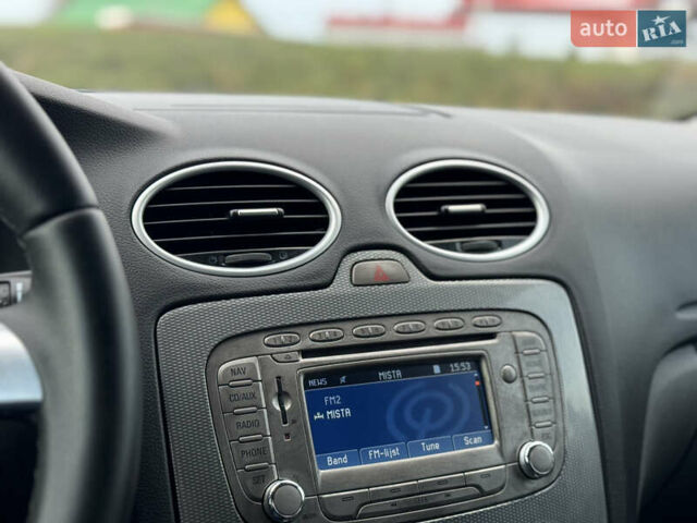 Черный Форд Фокус, объемом двигателя 1.8 л и пробегом 193 тыс. км за 5999 $, фото 58 на Automoto.ua