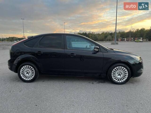 Черный Форд Фокус, объемом двигателя 1.8 л и пробегом 245 тыс. км за 7000 $, фото 8 на Automoto.ua