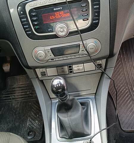 Черный Форд Фокус, объемом двигателя 1.8 л и пробегом 287 тыс. км за 6800 $, фото 20 на Automoto.ua