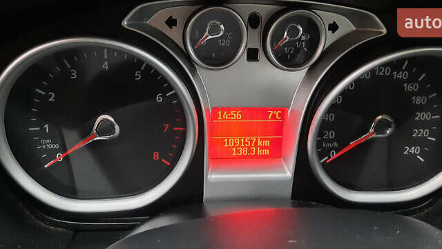 Черный Форд Фокус, объемом двигателя 1.8 л и пробегом 189 тыс. км за 5500 $, фото 26 на Automoto.ua