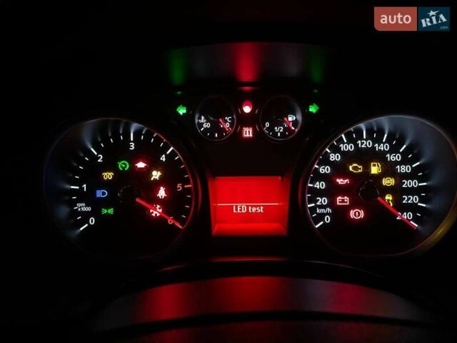 Черный Форд Фокус, объемом двигателя 1.8 л и пробегом 245 тыс. км за 7000 $, фото 63 на Automoto.ua