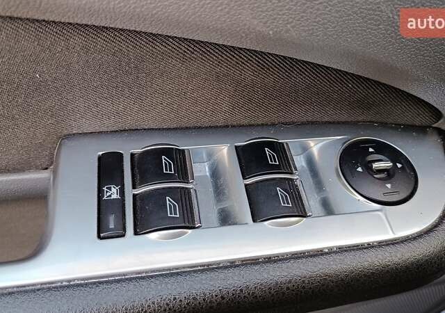 Черный Форд Фокус, объемом двигателя 1.8 л и пробегом 287 тыс. км за 6800 $, фото 44 на Automoto.ua