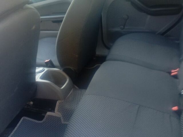 Черный Форд Фокус, объемом двигателя 1.6 л и пробегом 268 тыс. км за 4800 $, фото 5 на Automoto.ua