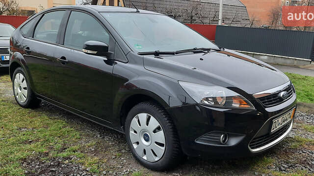 Черный Форд Фокус, объемом двигателя 1.8 л и пробегом 189 тыс. км за 5500 $, фото 3 на Automoto.ua