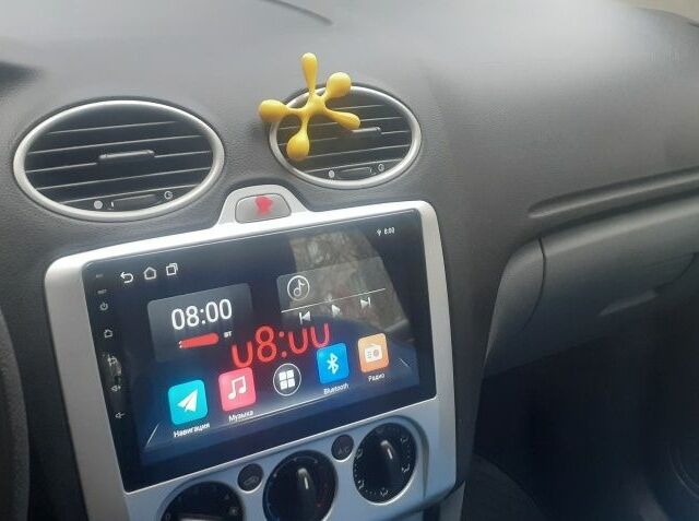 Черный Форд Фокус, объемом двигателя 1.6 л и пробегом 28 тыс. км за 8931 $, фото 6 на Automoto.ua