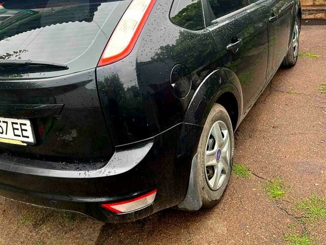 Чорний Форд Фокус, об'ємом двигуна 1.6 л та пробігом 213 тис. км за 5750 $, фото 10 на Automoto.ua