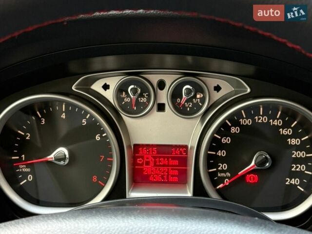 Черный Форд Фокус, объемом двигателя 1.6 л и пробегом 282 тыс. км за 4700 $, фото 21 на Automoto.ua