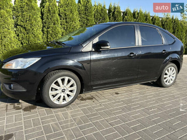 Черный Форд Фокус, объемом двигателя 1.6 л и пробегом 177 тыс. км за 5500 $, фото 8 на Automoto.ua