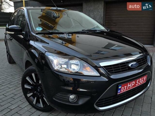 Черный Форд Фокус, объемом двигателя 1.6 л и пробегом 209 тыс. км за 6850 $, фото 1 на Automoto.ua