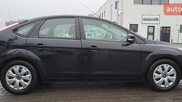 Чорний Форд Фокус, об'ємом двигуна 1.6 л та пробігом 215 тис. км за 5700 $, фото 3 на Automoto.ua