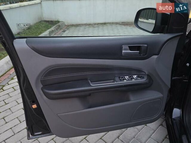 Черный Форд Фокус, объемом двигателя 1.6 л и пробегом 209 тыс. км за 6850 $, фото 20 на Automoto.ua