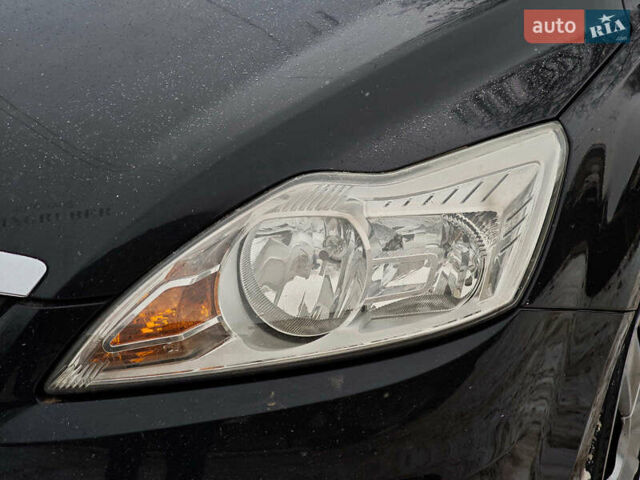 Черный Форд Фокус, объемом двигателя 1.6 л и пробегом 266 тыс. км за 5490 $, фото 4 на Automoto.ua