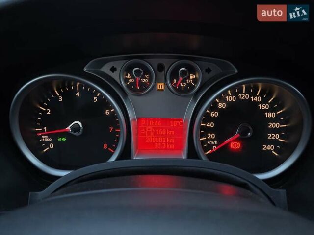 Черный Форд Фокус, объемом двигателя 1.6 л и пробегом 209 тыс. км за 6850 $, фото 39 на Automoto.ua